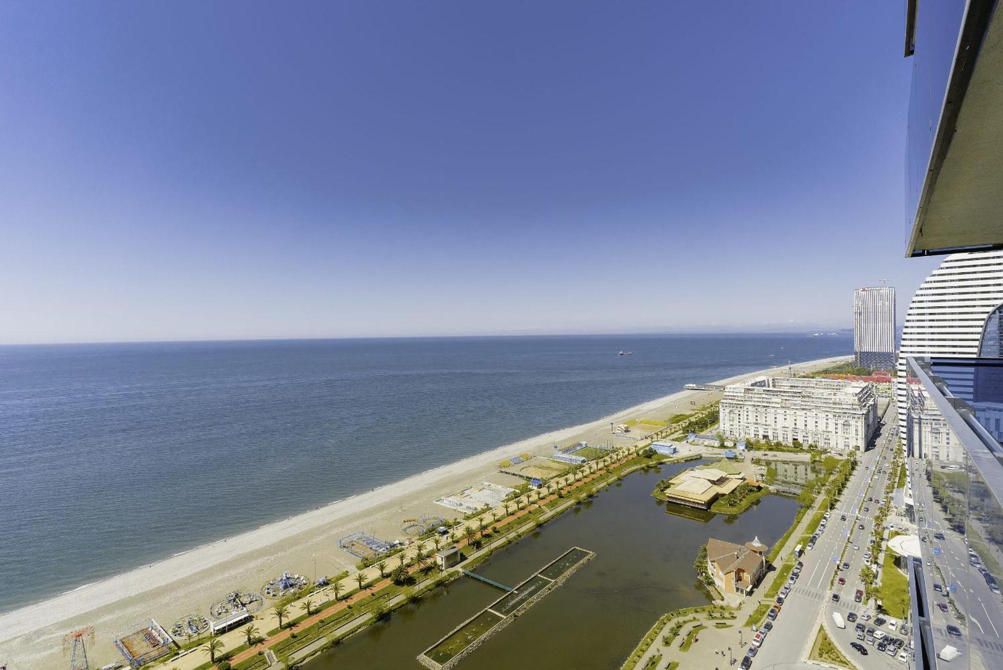 Orbi Twin Towers Aparthotel With Sea View Batumi Eksteriør bilde